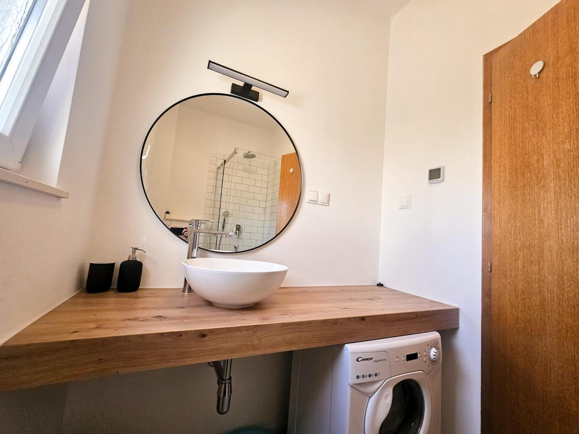 T&T Sea View Apartments Trogir Exterior photo