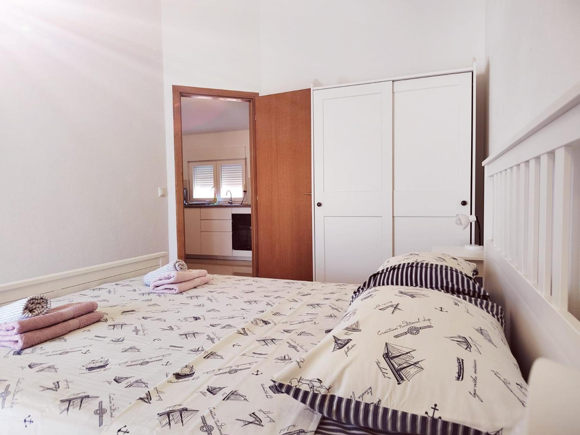 T&T Sea View Apartments Trogir Exterior photo
