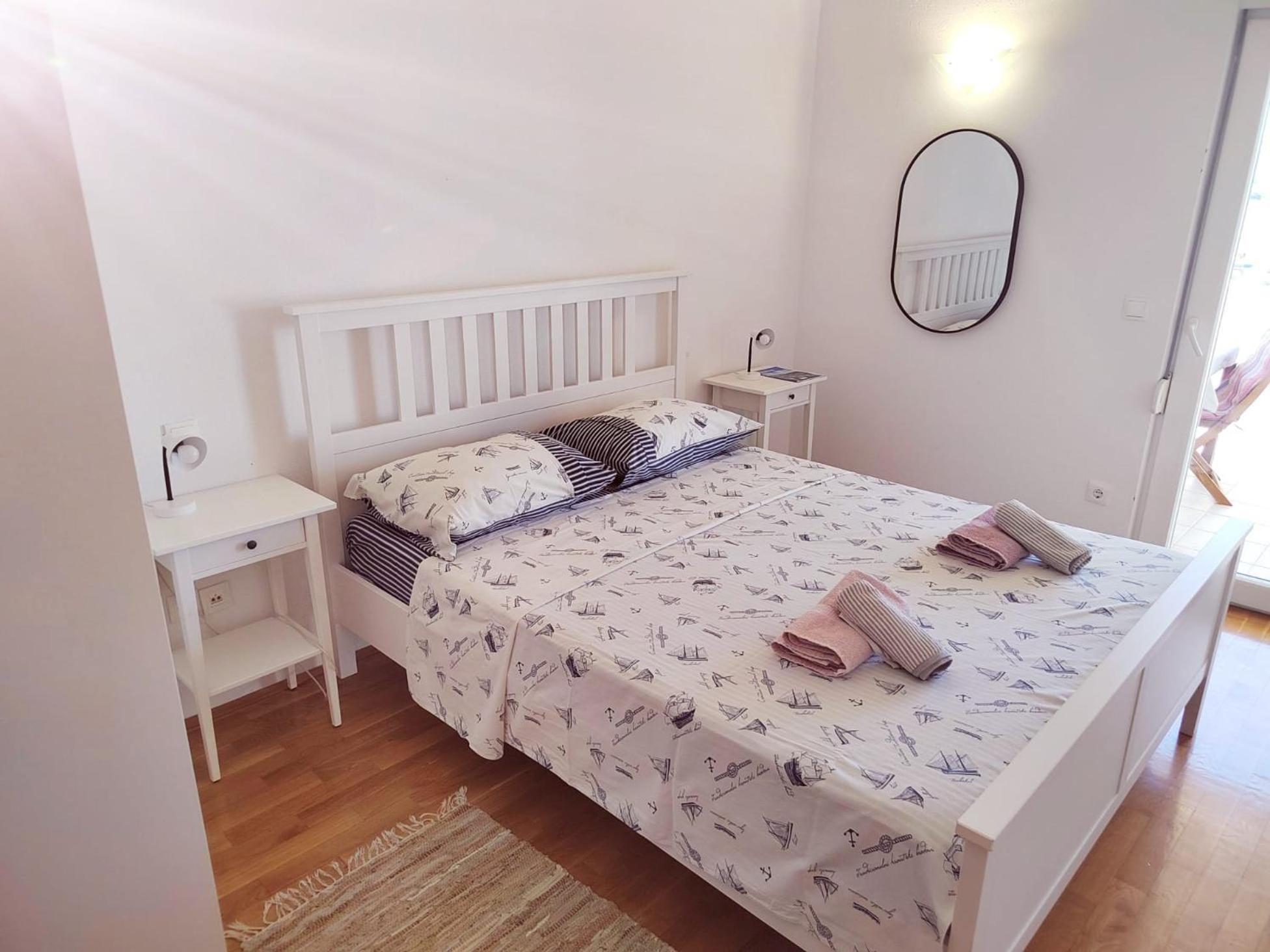 T&T Sea View Apartments Trogir Exterior photo